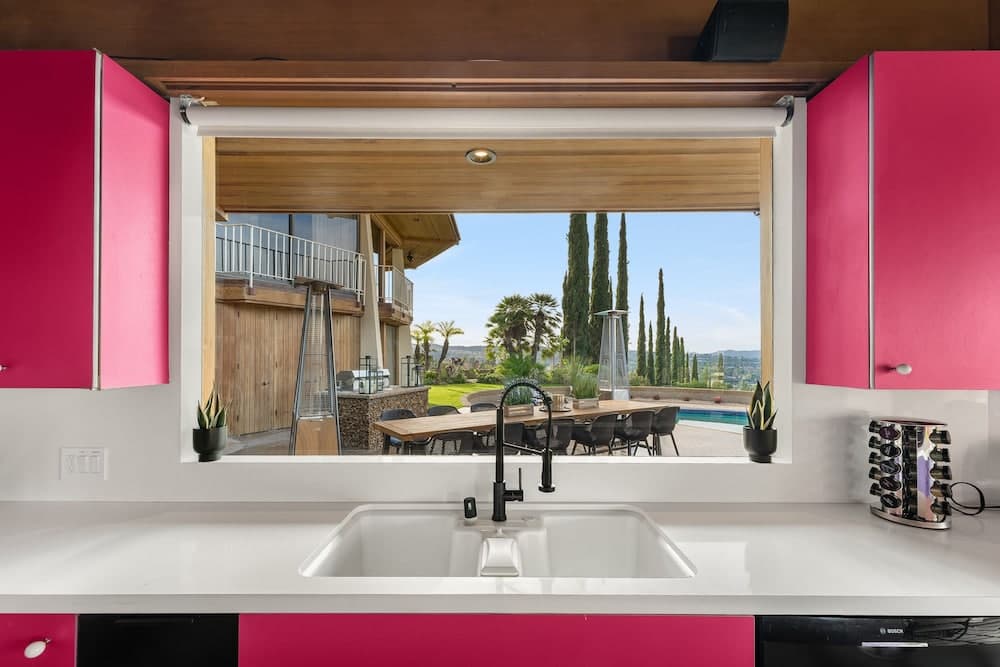 Via Vallarta - Image 9