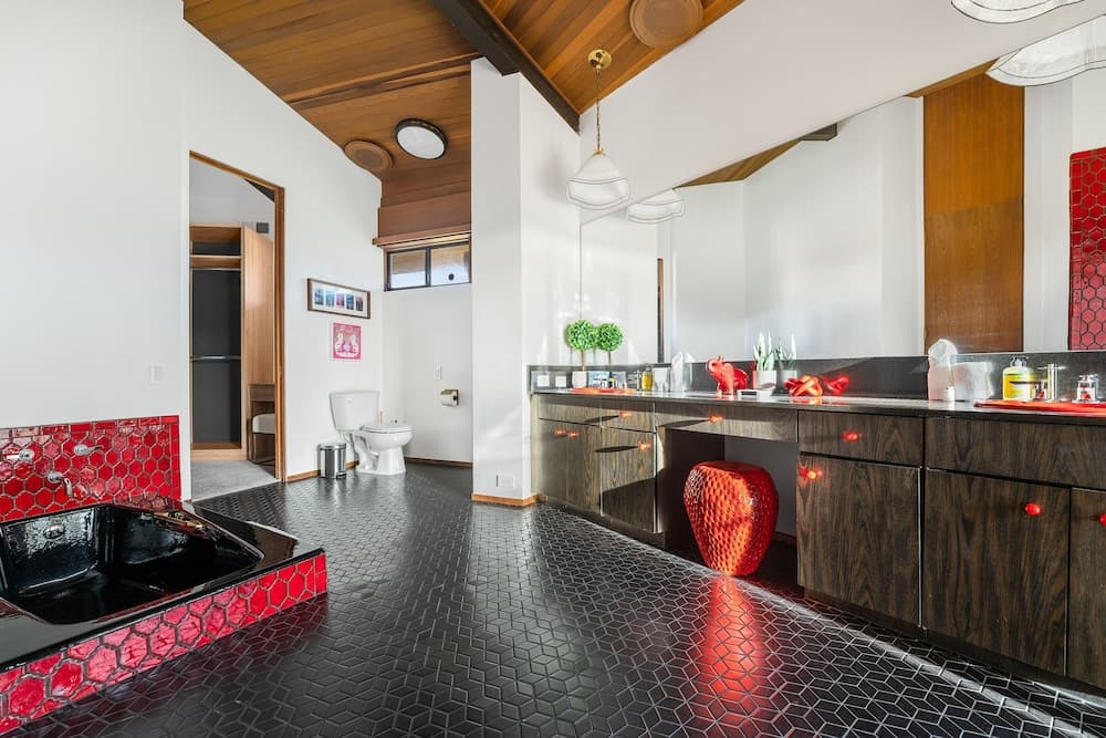 Via Vallarta - Image 14