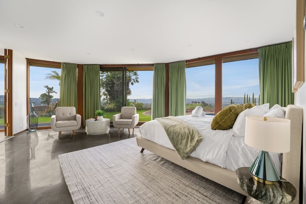 Via Vallarta - Image 17