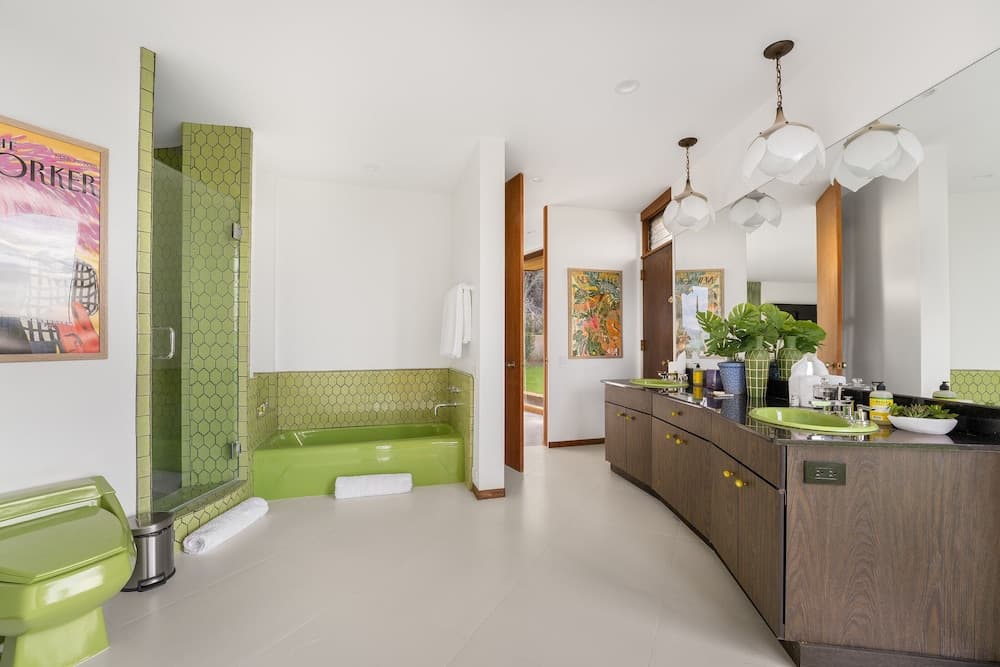 Via Vallarta - Image 19