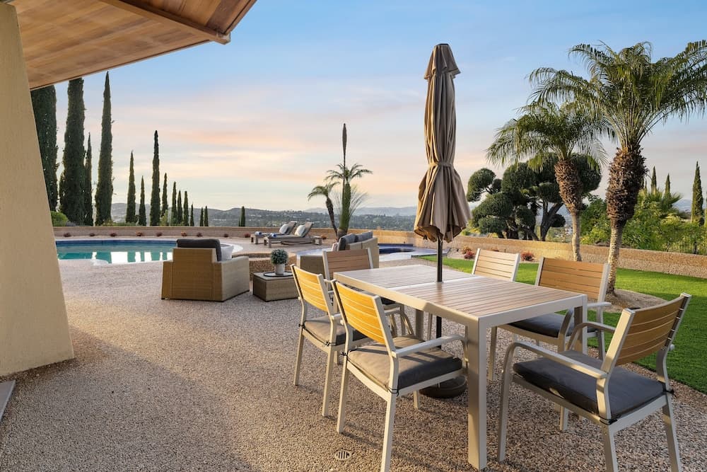 Via Vallarta - Image 32