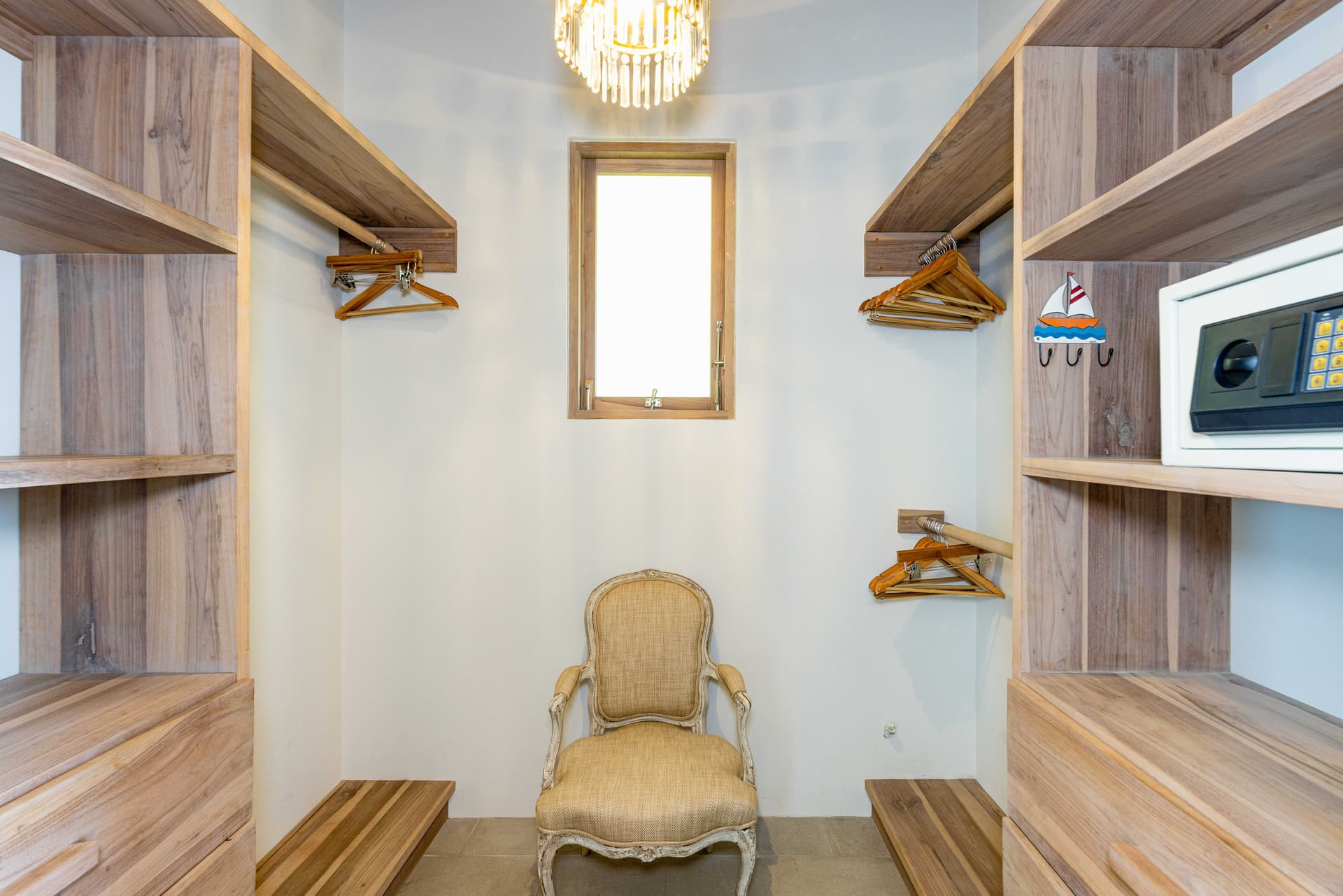 Villa Royal - Image 18