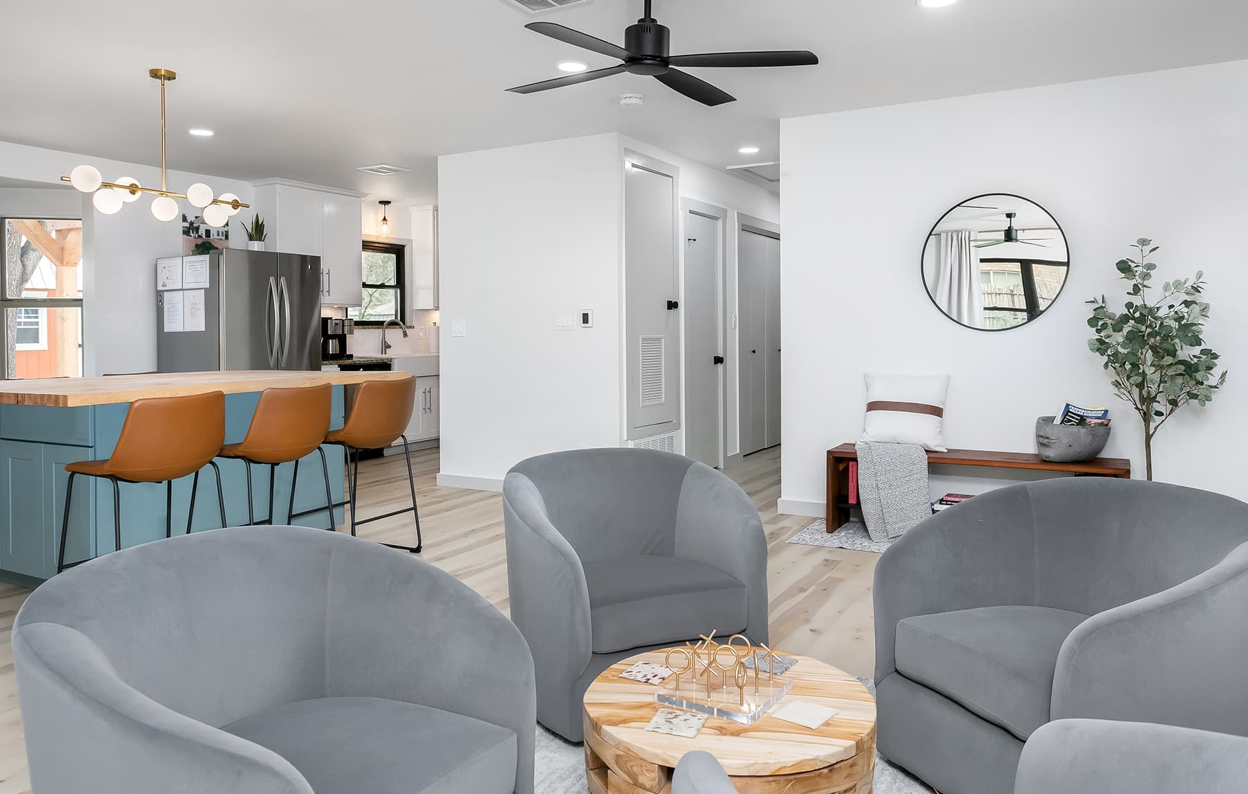 Vine and Vibes - Image 3