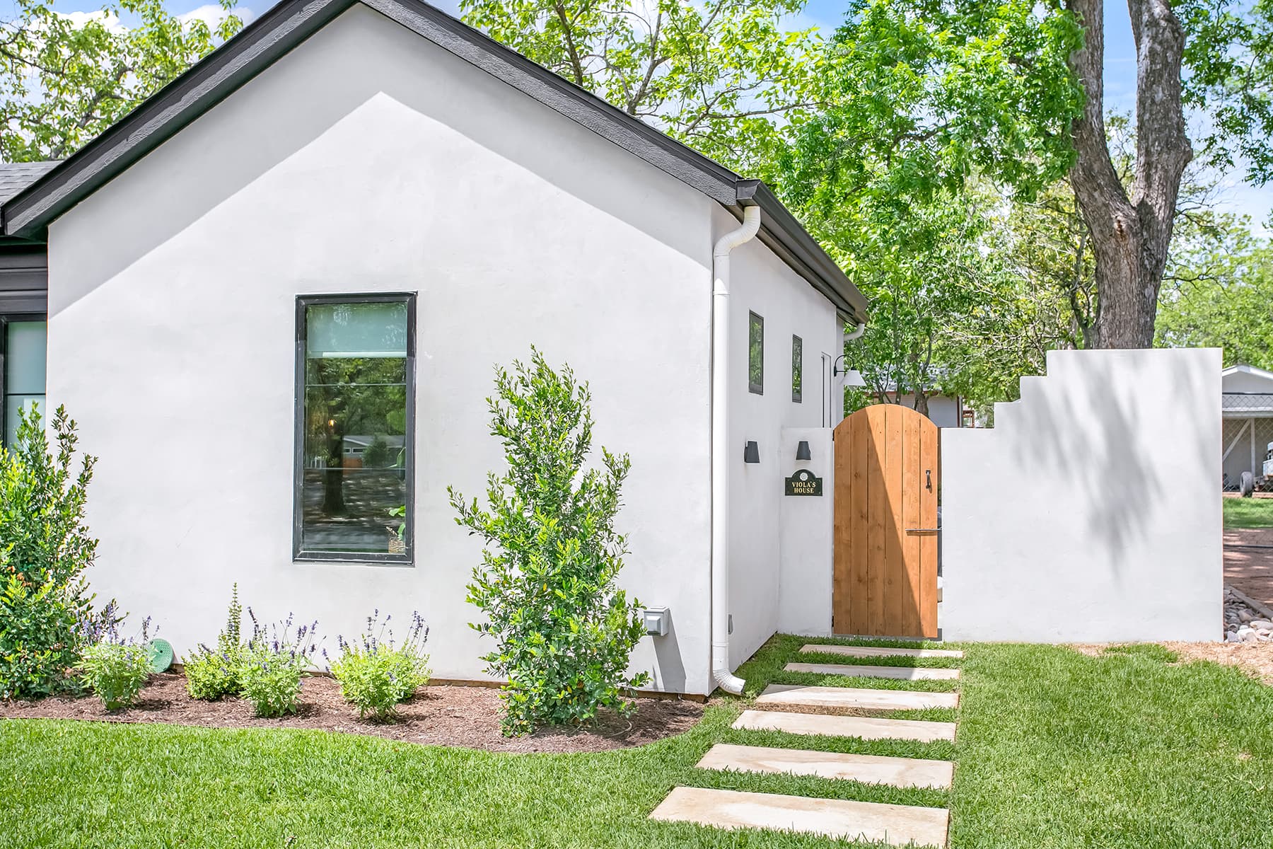 Viola's Home - Image 5