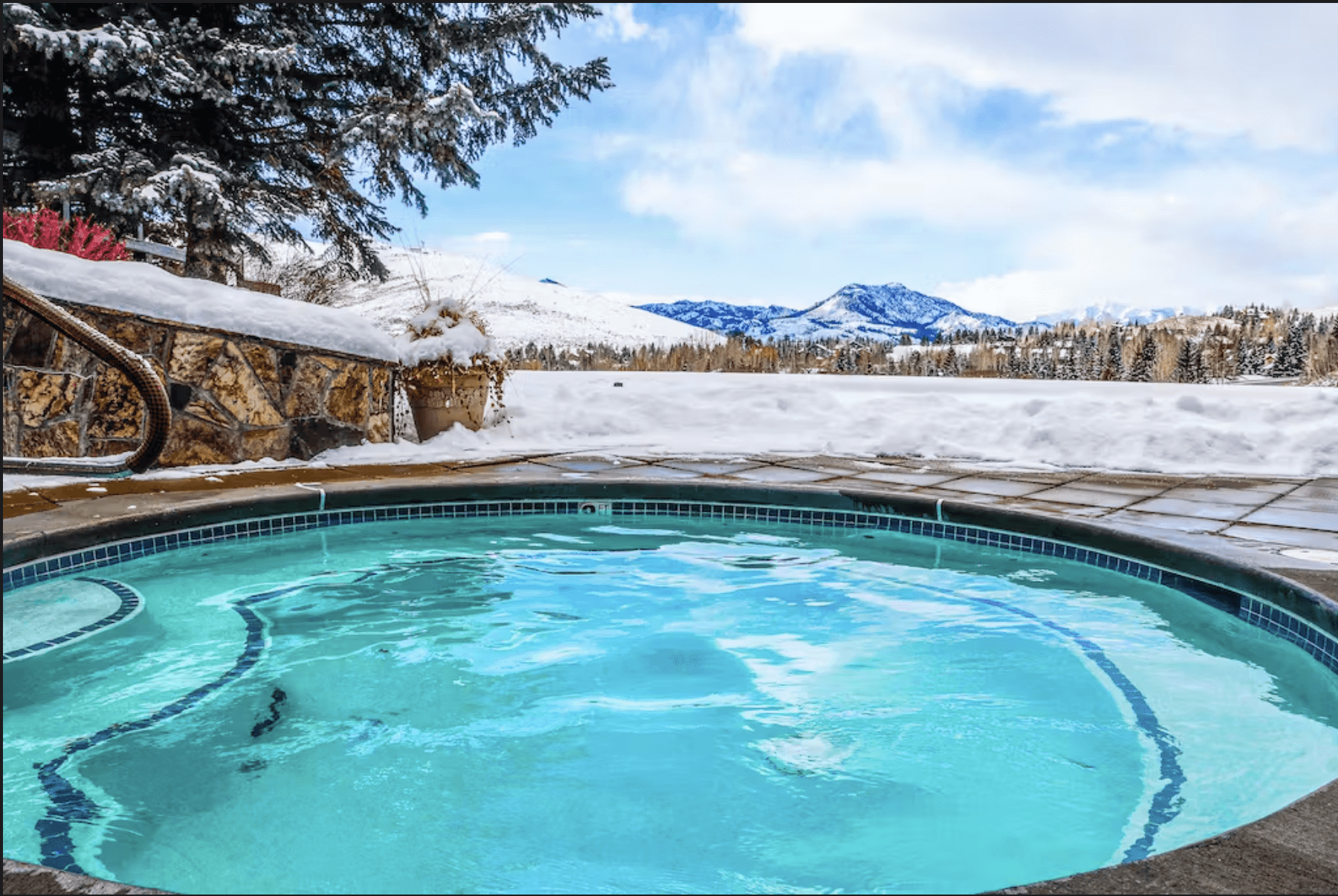 Modern Alpine Getaway - Image 4