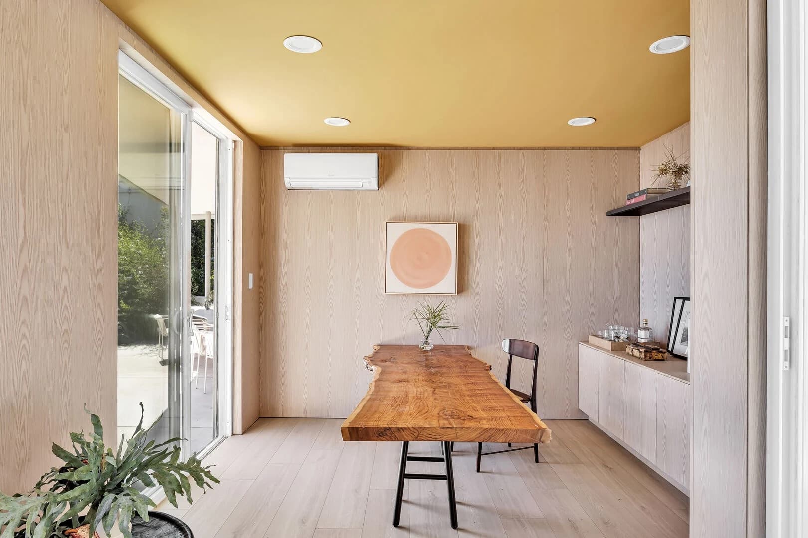 Sunset Plaza View - Image 20