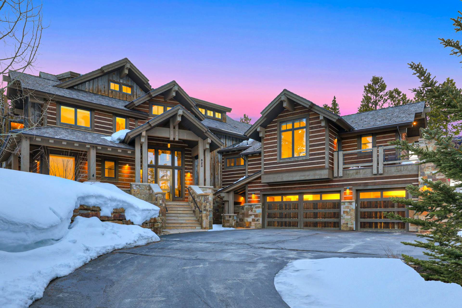 Skiers Palace - Image 40