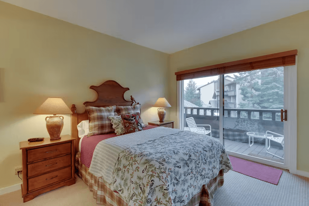 Wildflower Luxury - Image 19