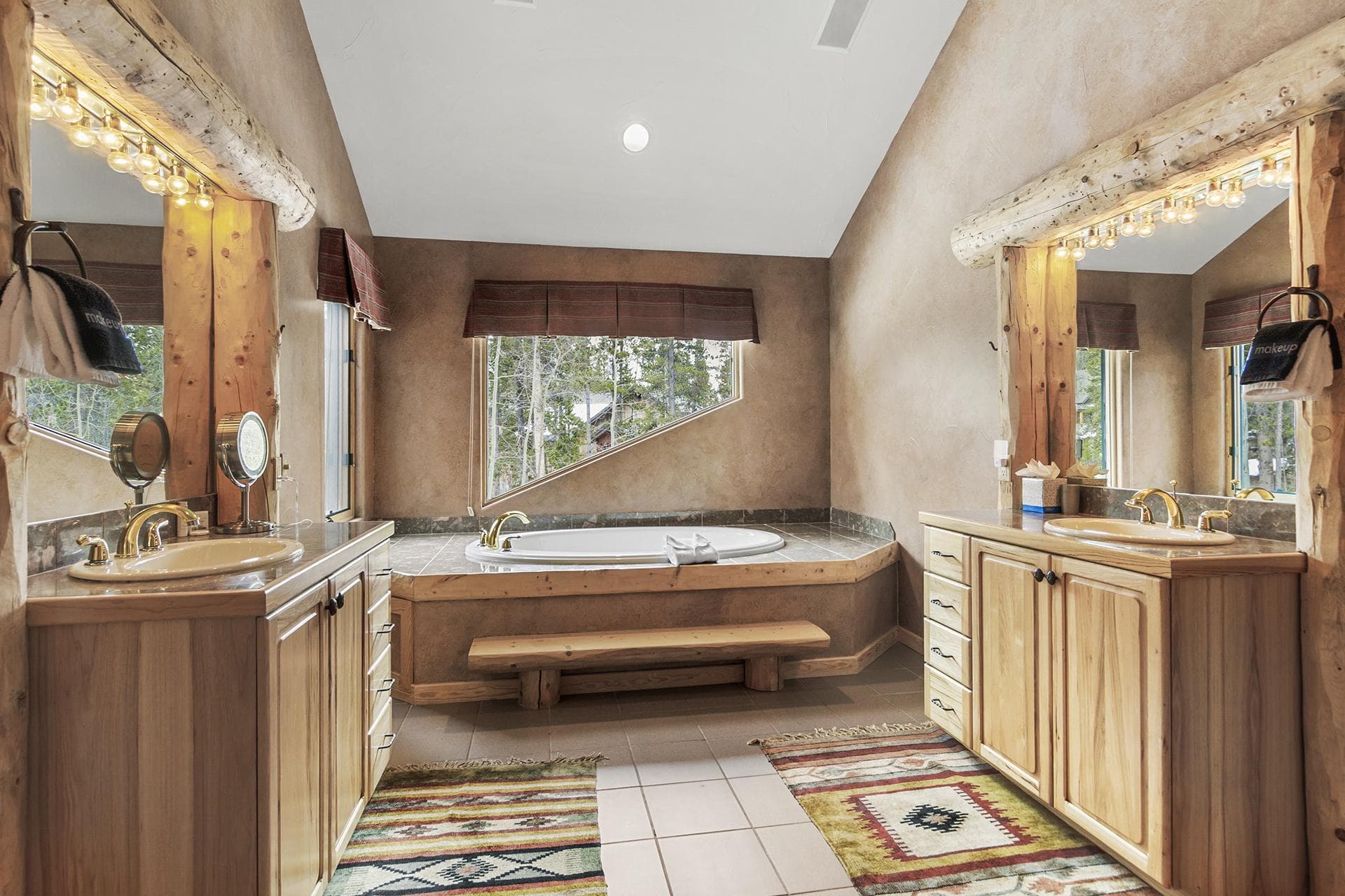 Chateau at Dyer Trail - Image 24