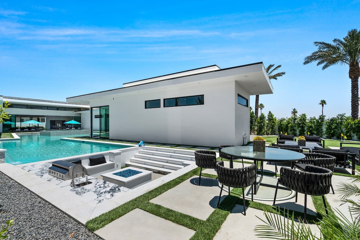 Bravo Villa #7 - Image 54