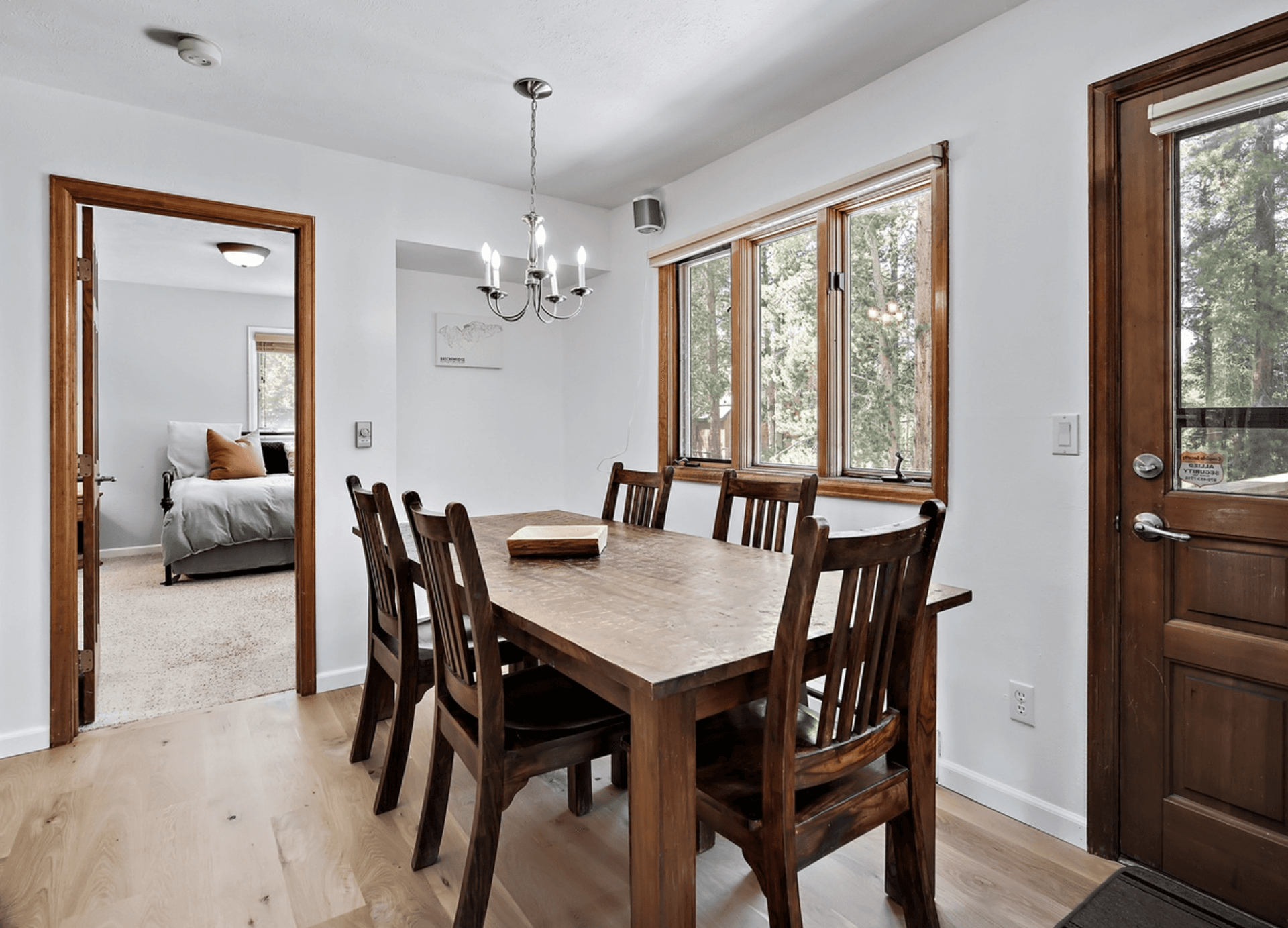 Sapphire Chalet - Image 10