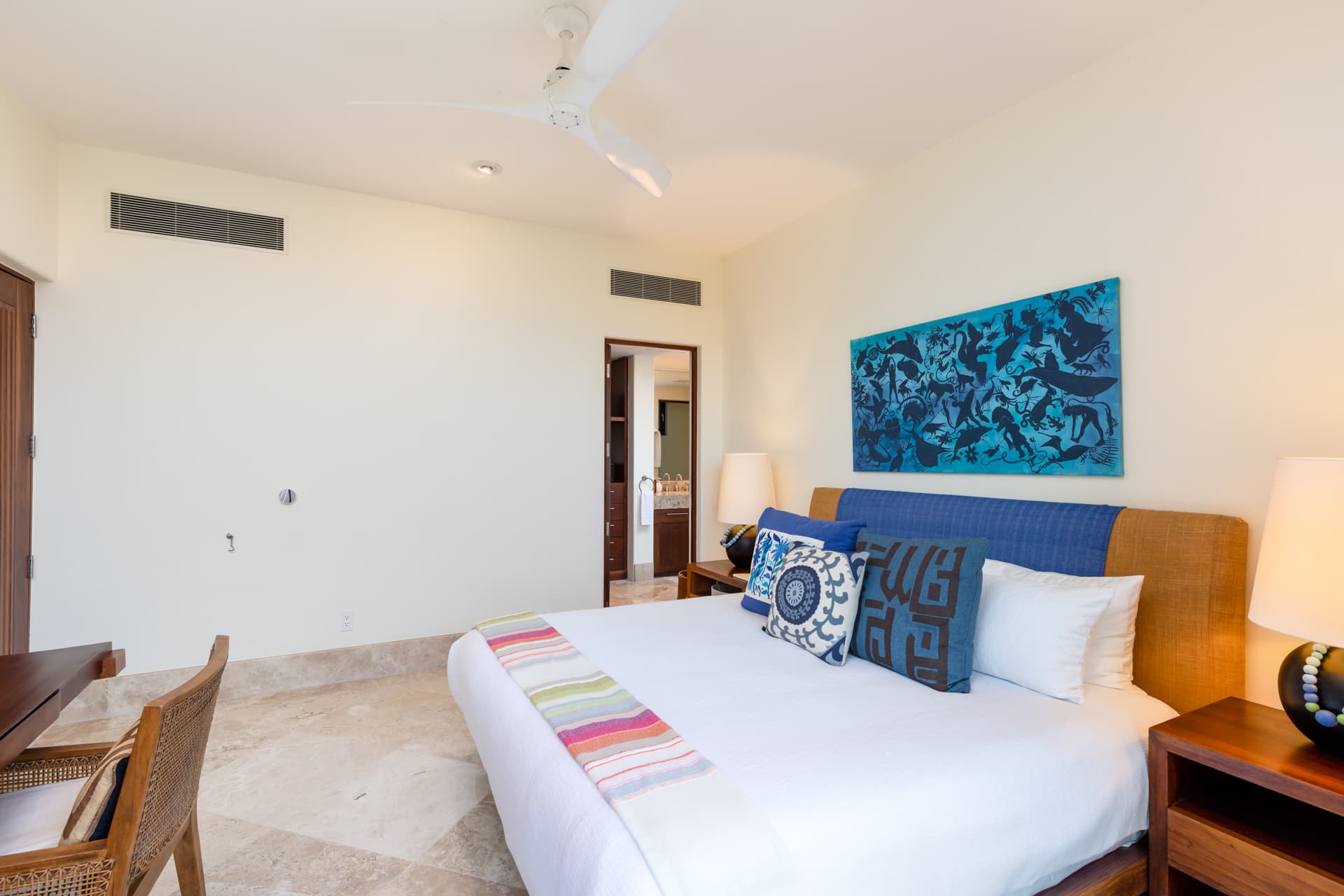 Casa de las Aves - Image 43