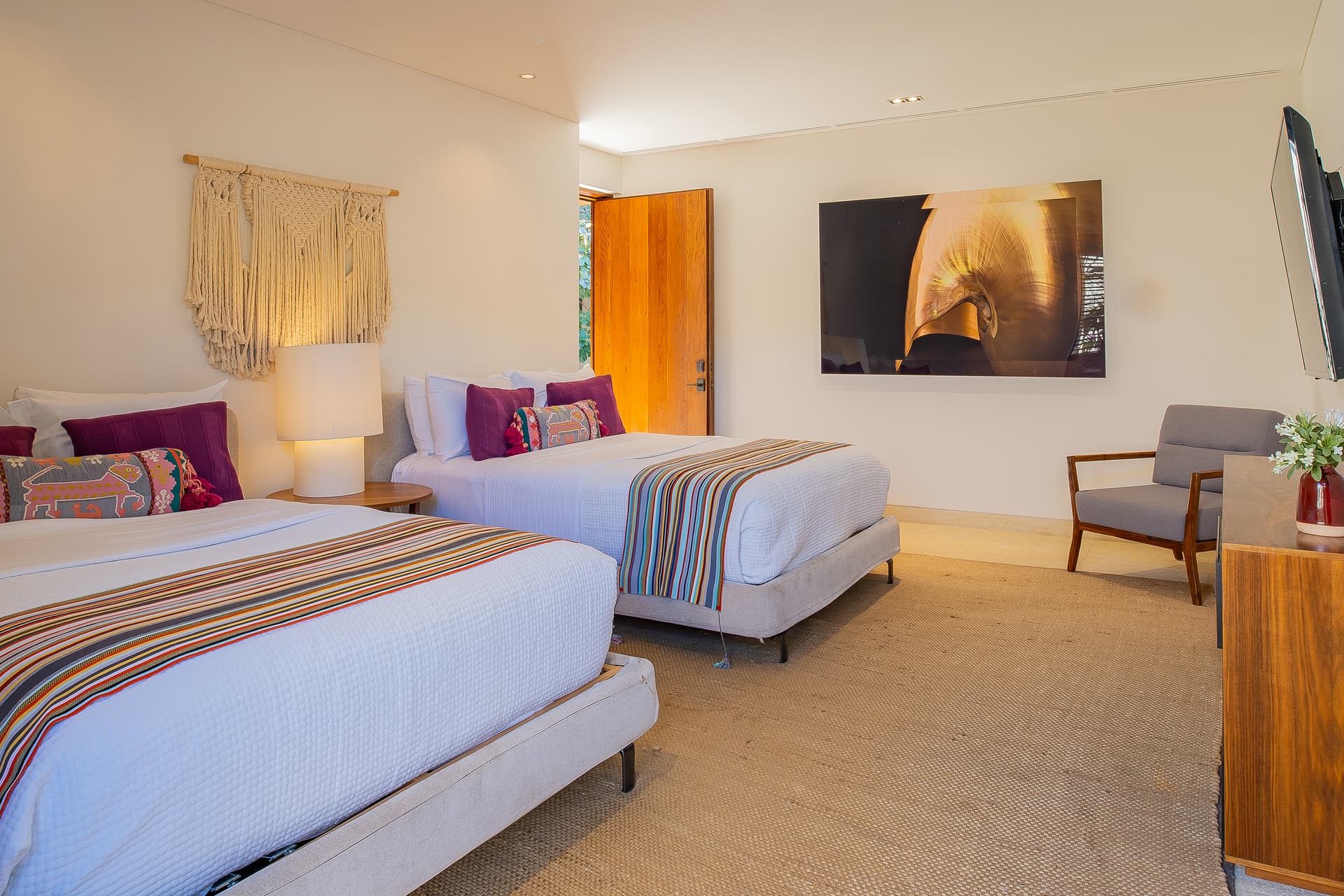 West Enclave Residence #8 - Image 14