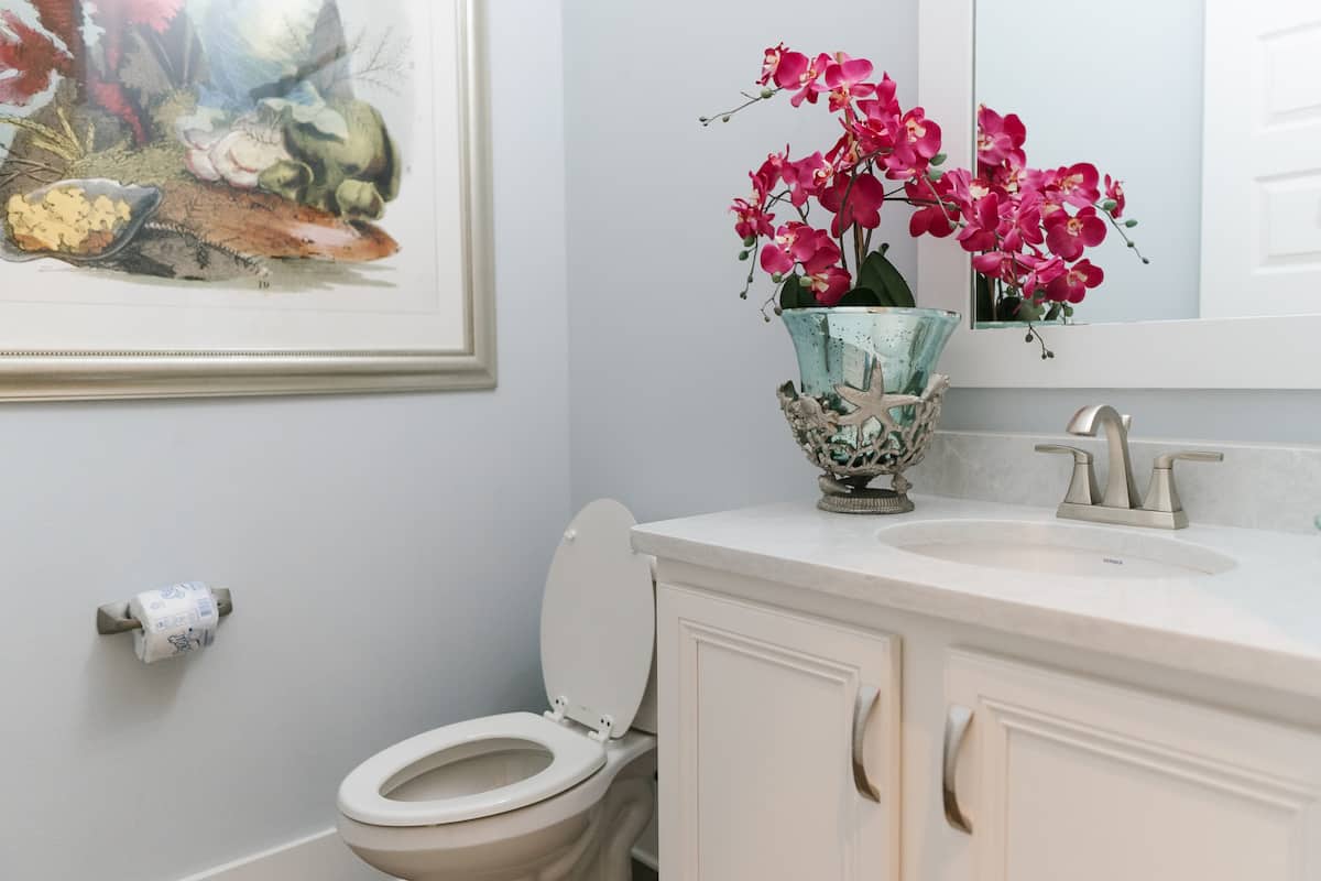 Serenity by the Sea - Image 27