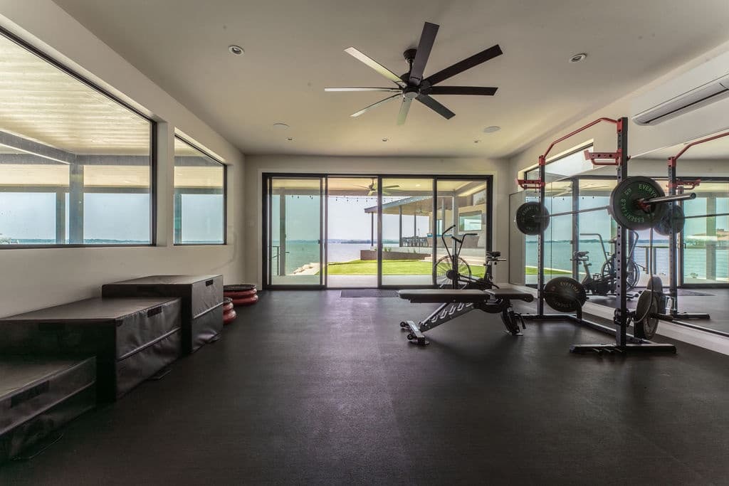 Some Kind of Wonderful Villa - Image 32