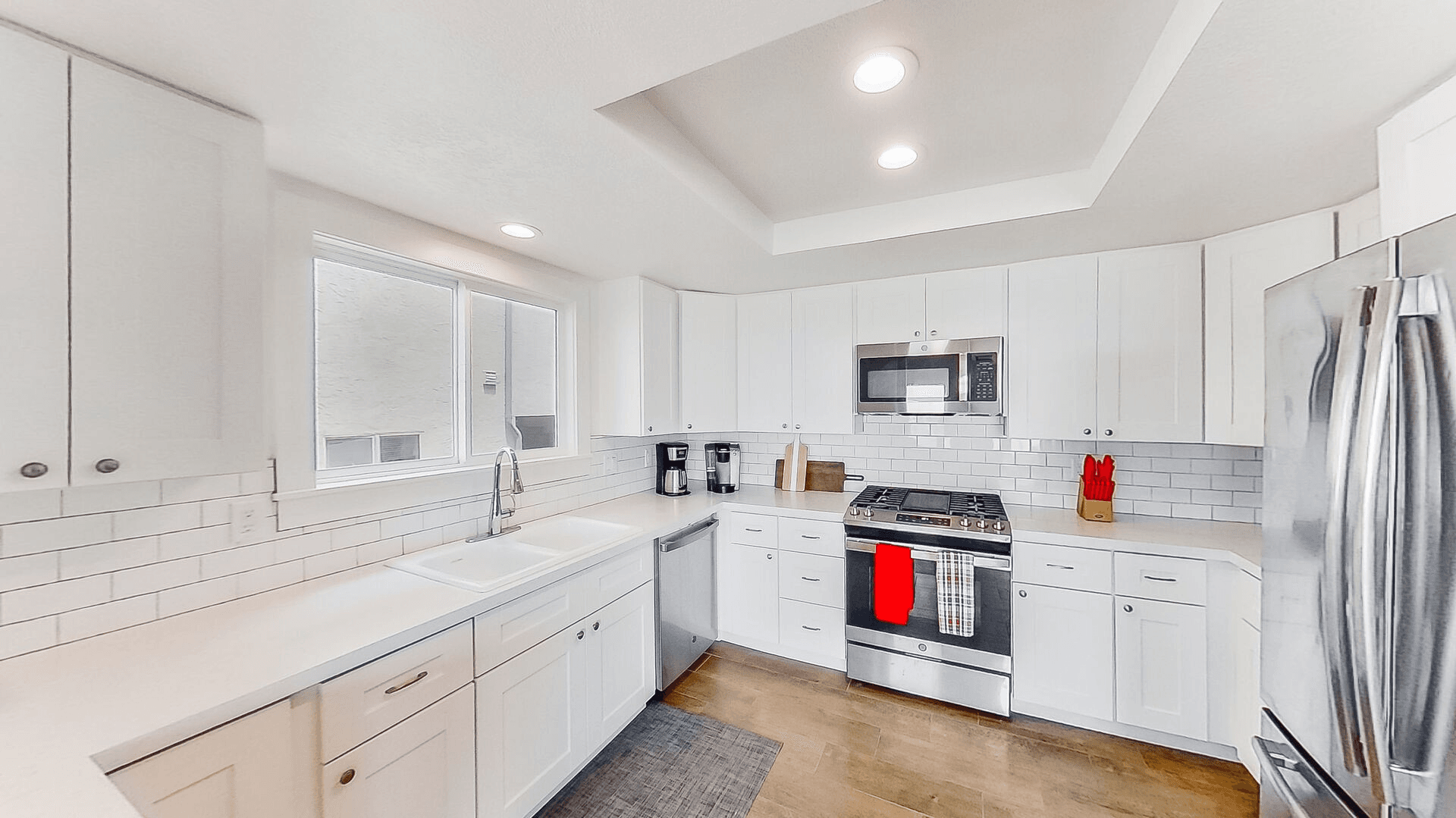 Oceanfront Paradise #1 - Image 10