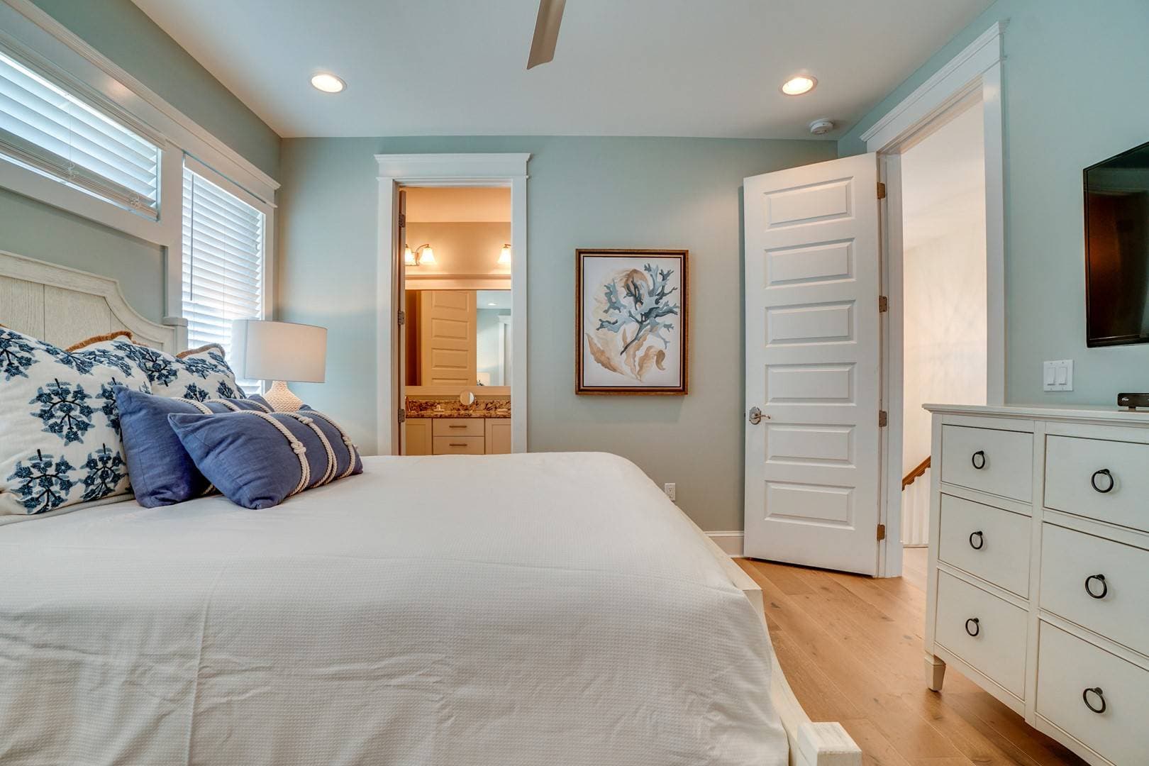 Grace By The Sea - Image 17