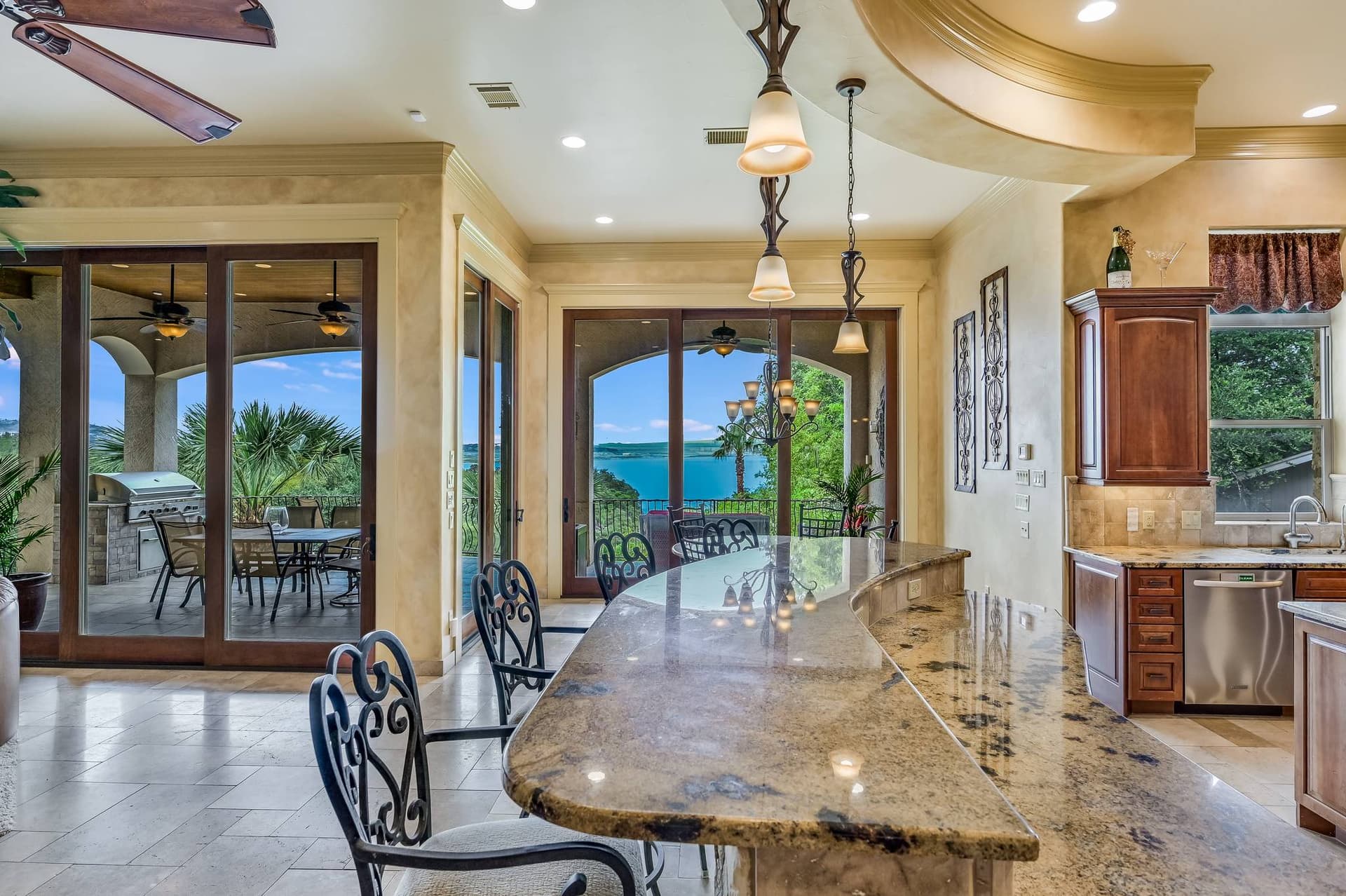 Palms on Lake Travis - Image 23