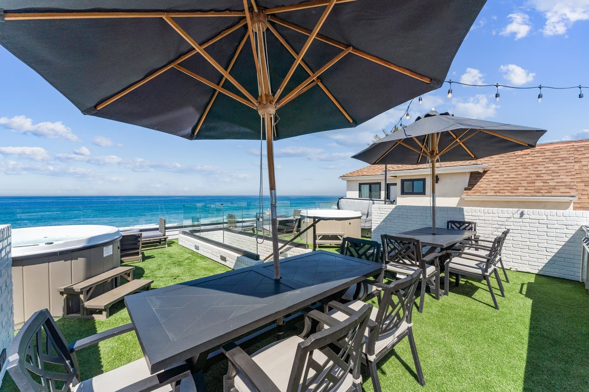 Oceanfront Right Masterpiece - Image 21