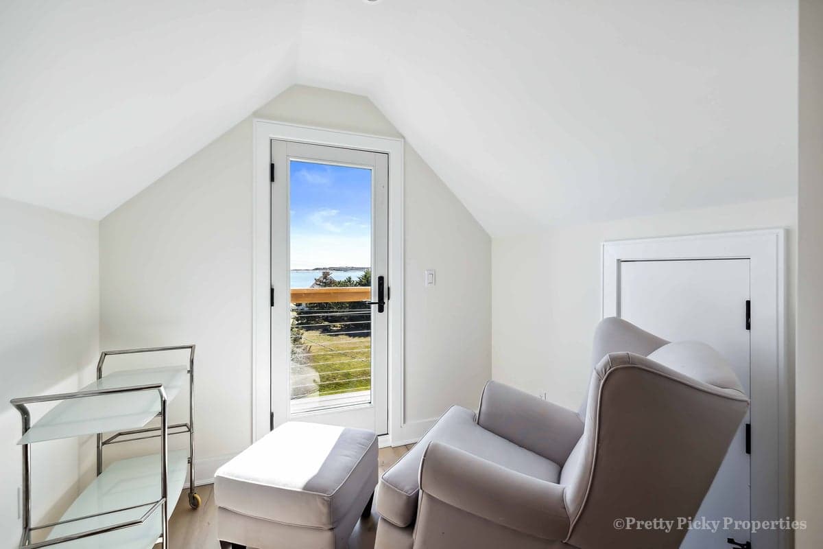 Lewis Bay Lookout - Image 30