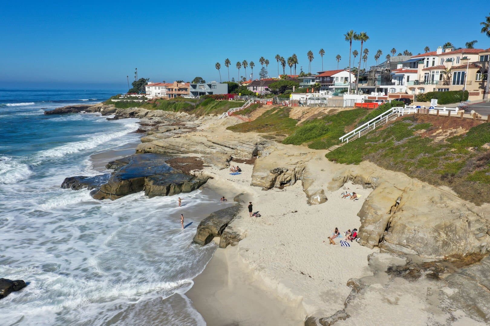 Neptune Home at Windansea A - Image 22