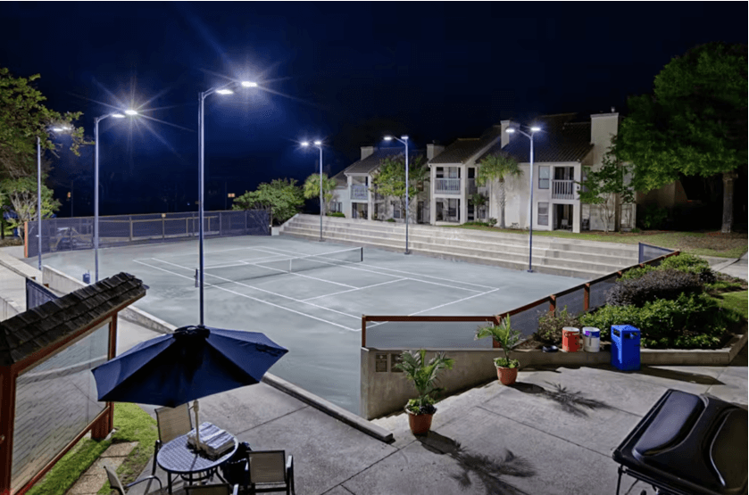 Hook’s Villa - Image 35