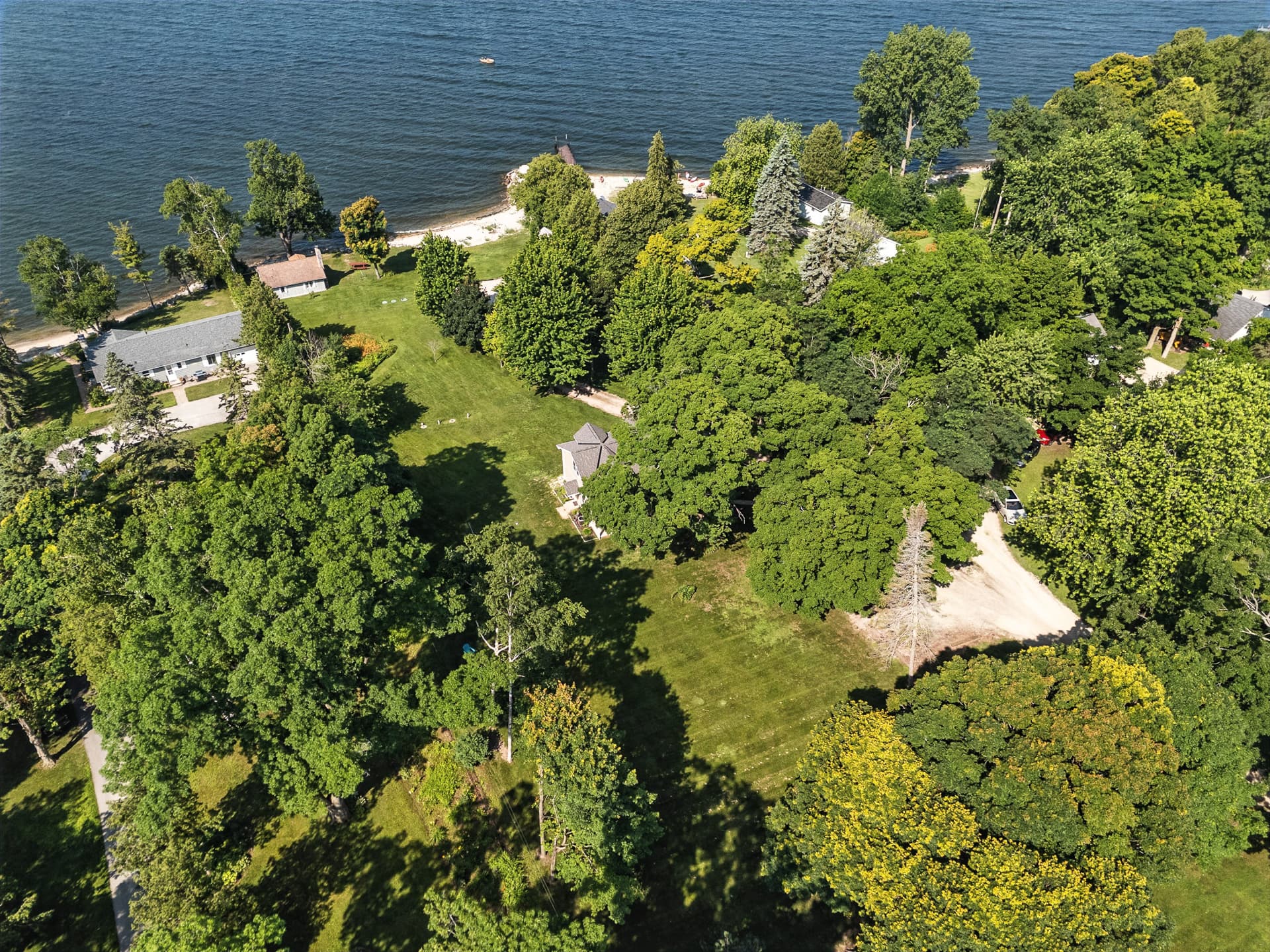 Thenell's Beach House - Image 64