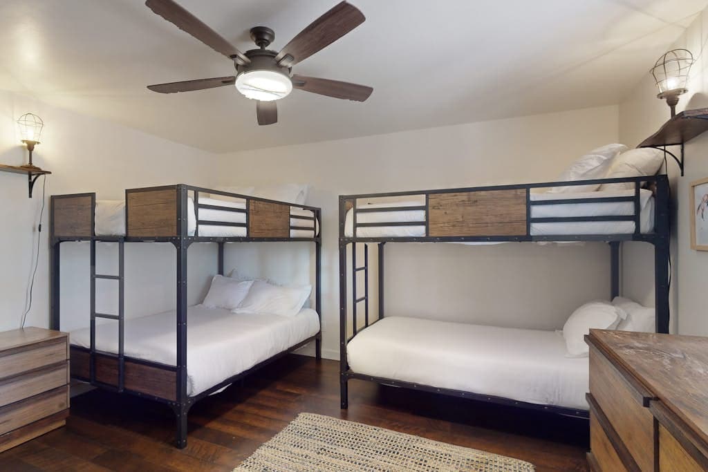 Tahoe Tyrol Chalet - Image 14