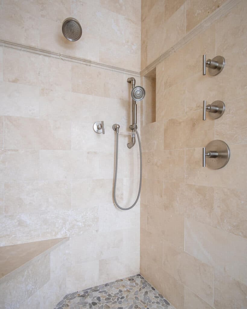 Spur Road Villa - Image 23