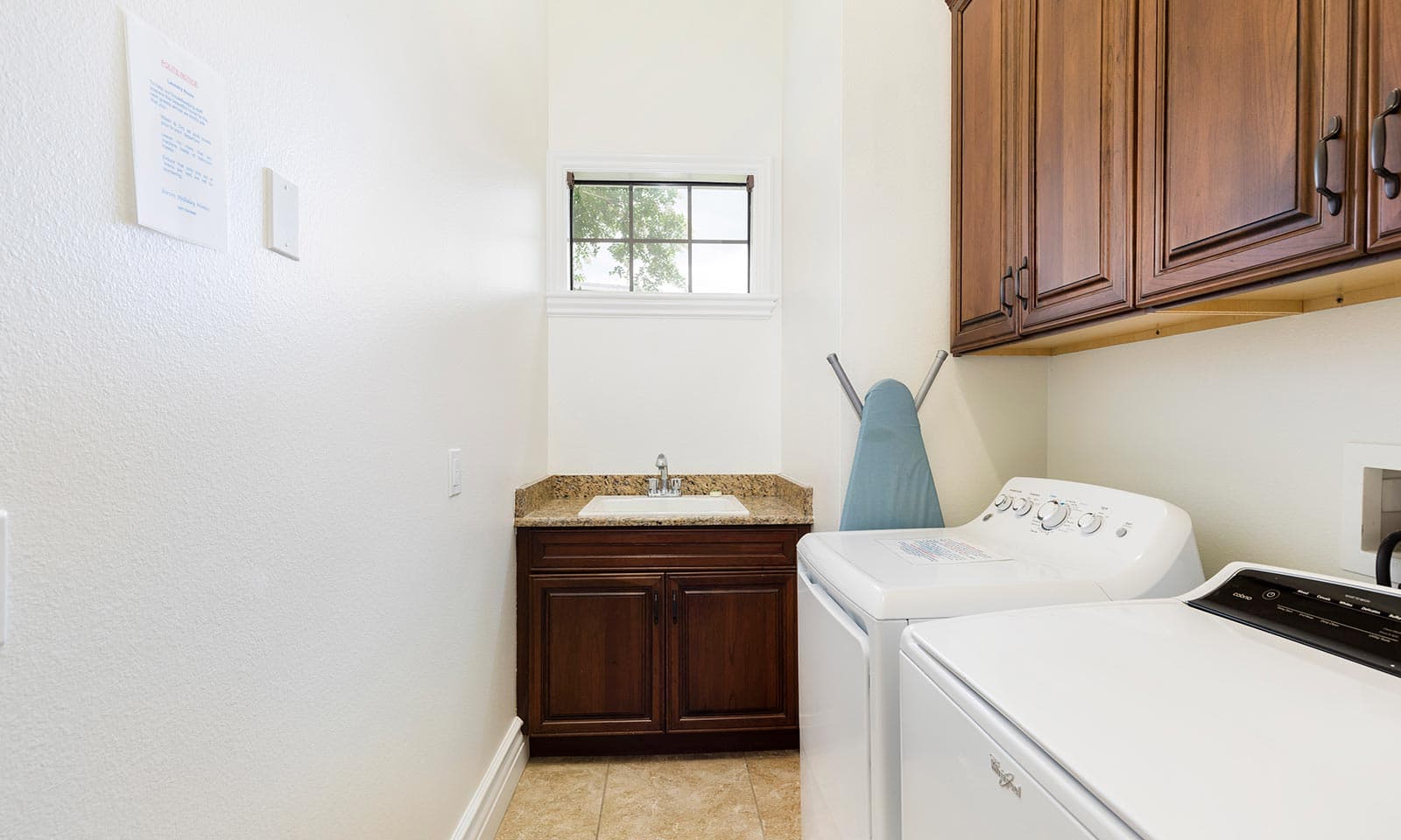 The Upscale Oasis - Image 31