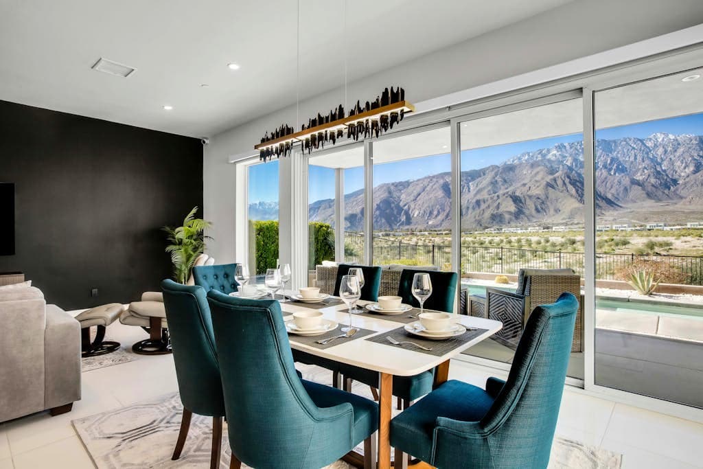 Majestic Mountain View - Image 8