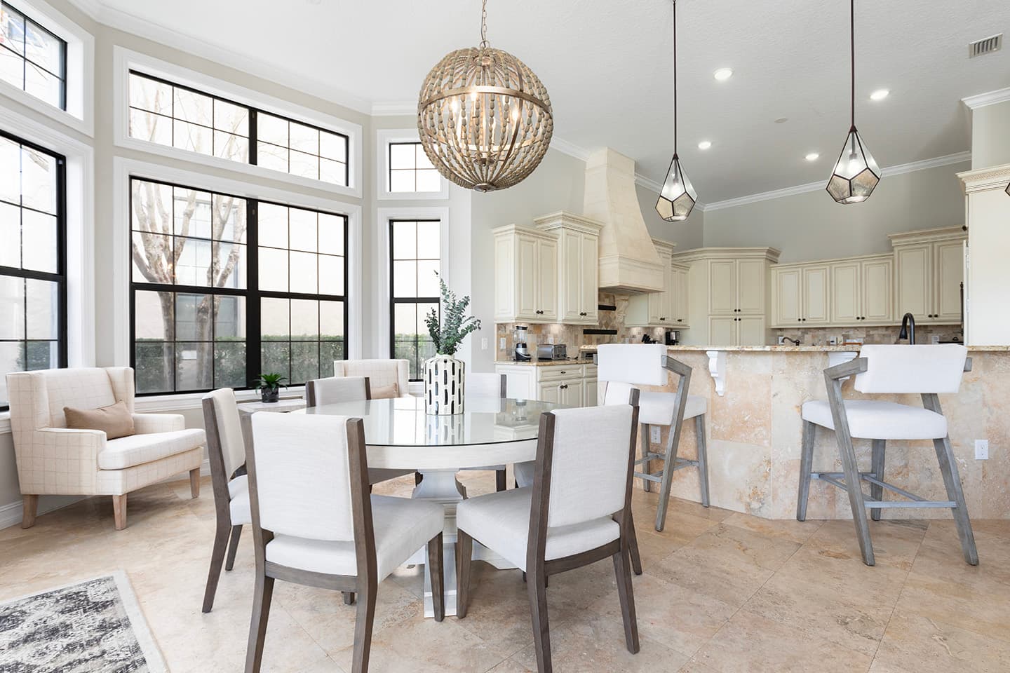 Elegant View Estate - Image 5