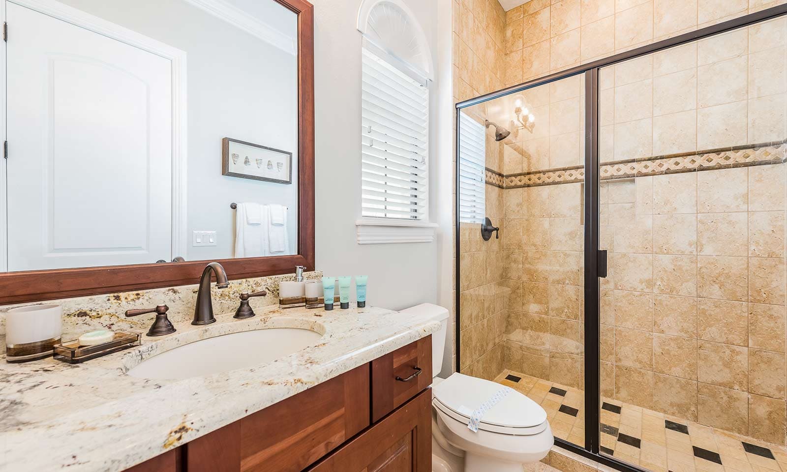 Elegant View Estate - Image 20