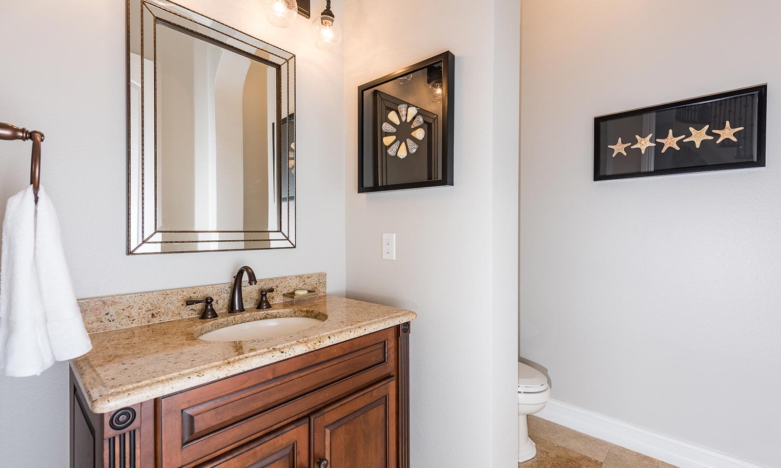 Elegant View Estate - Image 24