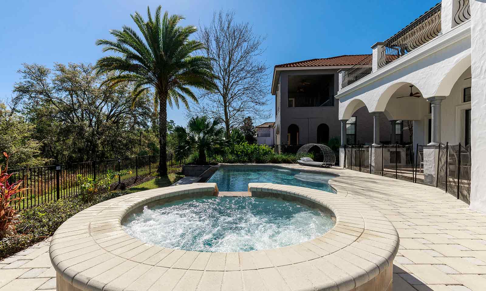 Elegant View Estate - Image 28