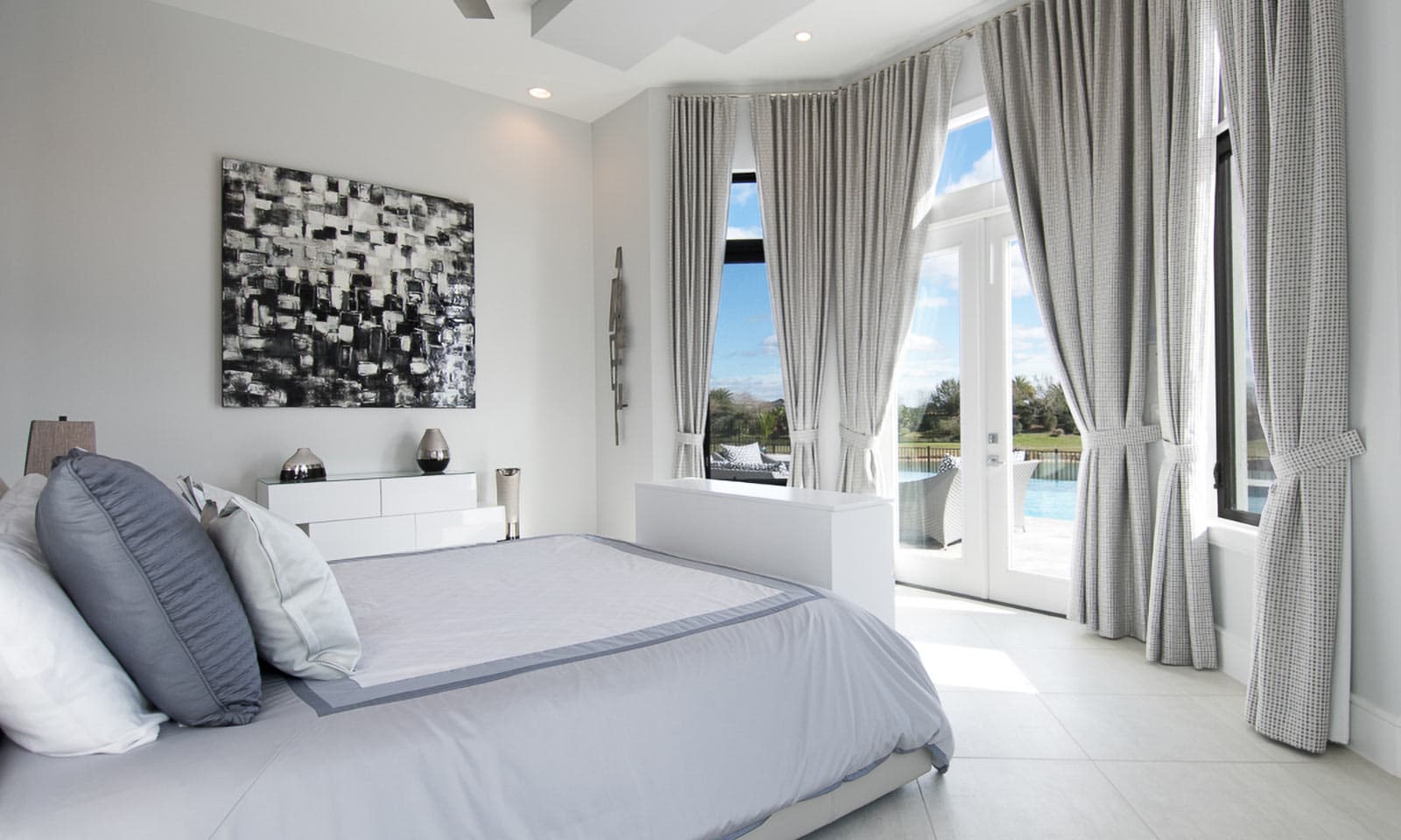 The Outstanding Oasis - Image 8