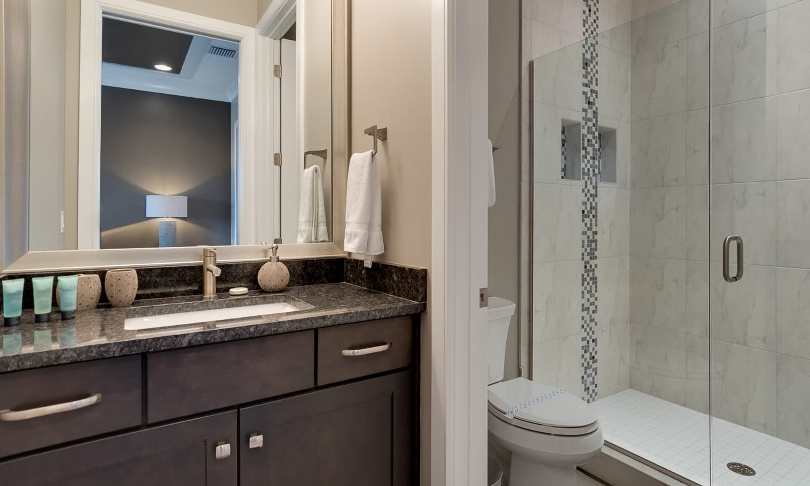 The Outstanding Oasis - Image 21