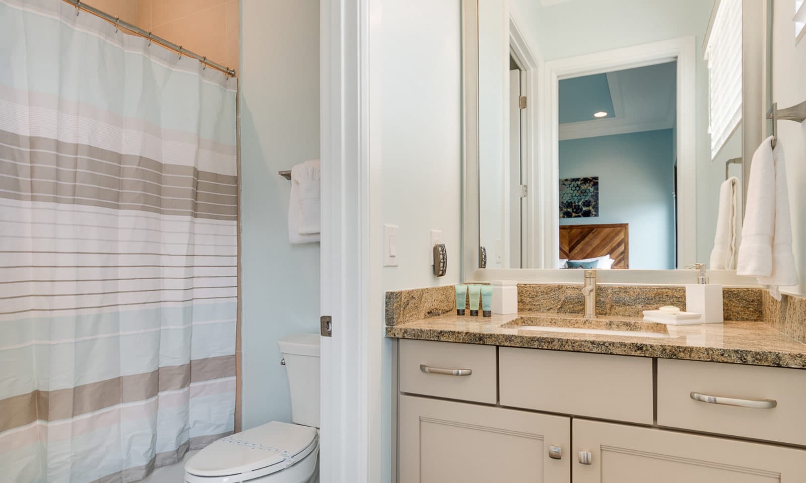 The Outstanding Oasis - Image 35