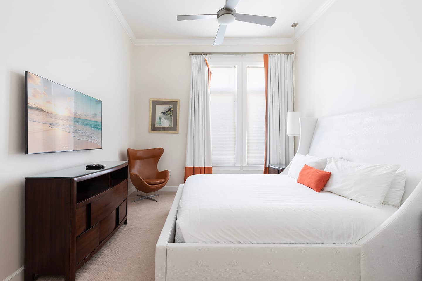 Sun-Touched Haven - Image 8