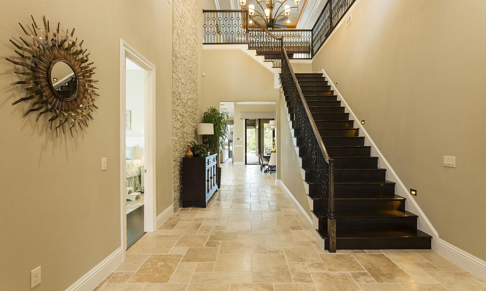 Palmilla Court - Image 3