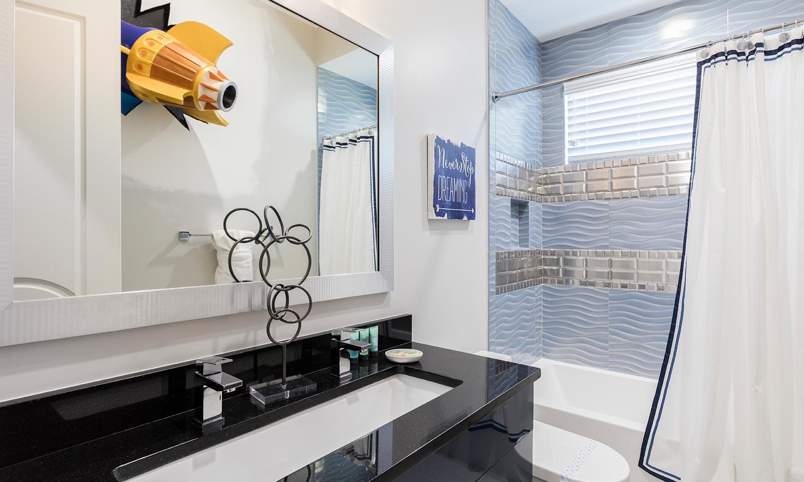 The Stunning Sanctuary - Image 24