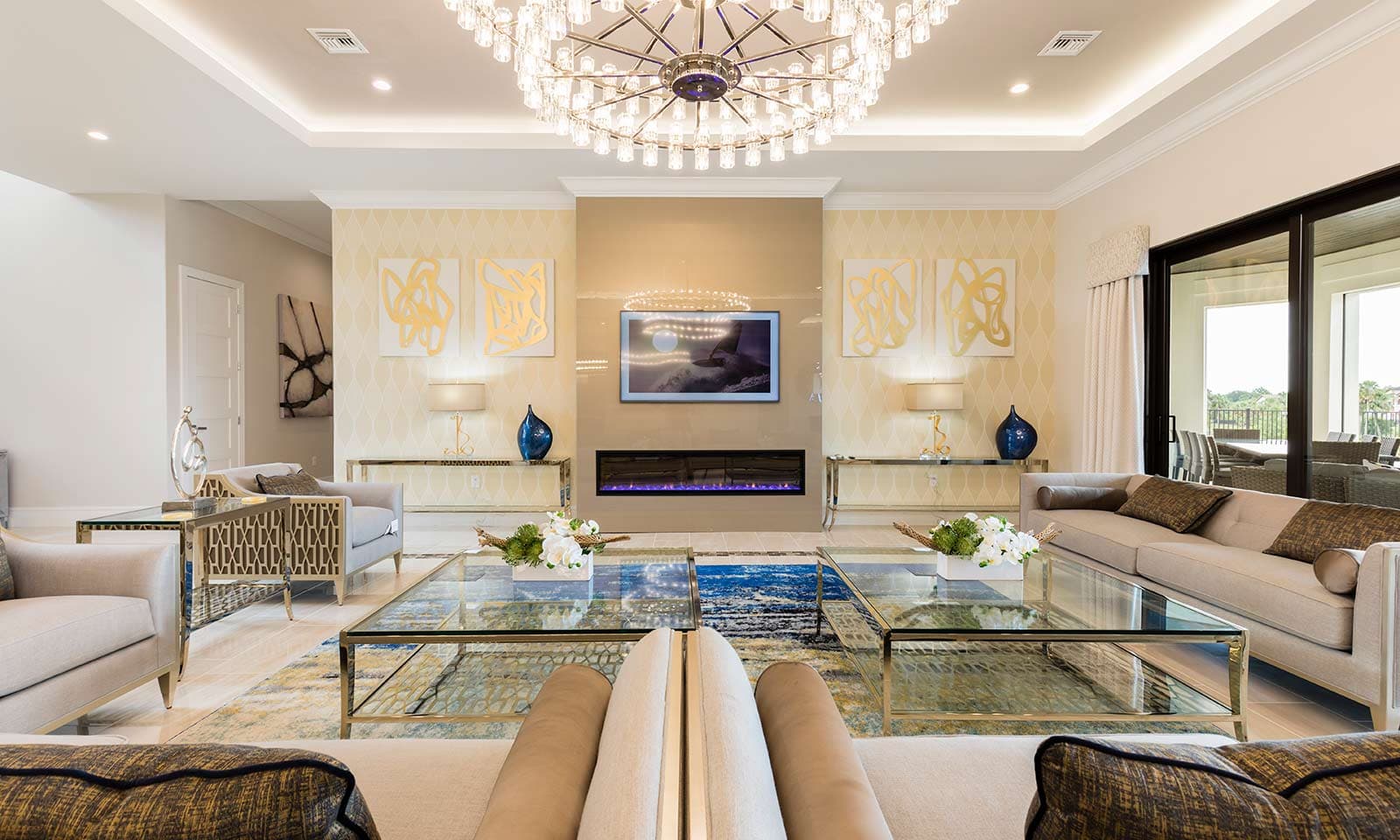 Luxurious Oasis - Image 4