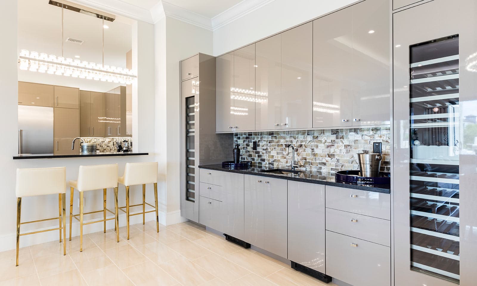 Luxurious Oasis - Image 9