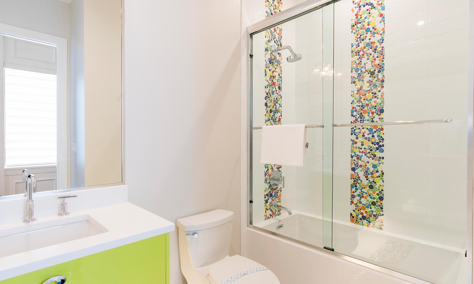 Luxurious Oasis - Image 24