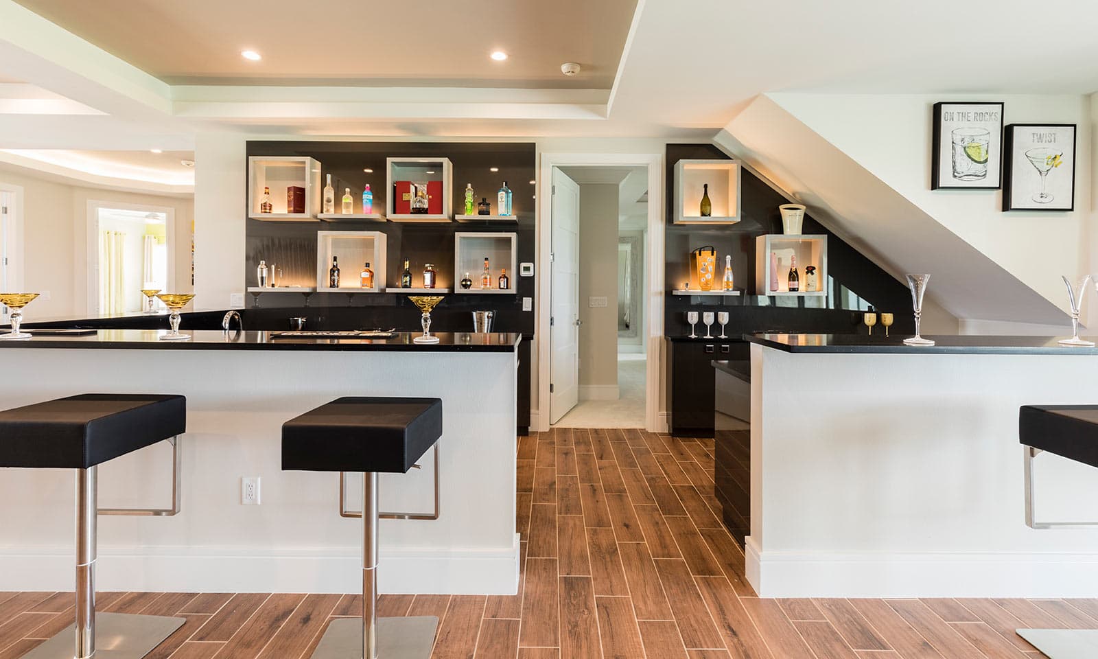 Luxurious Oasis - Image 46