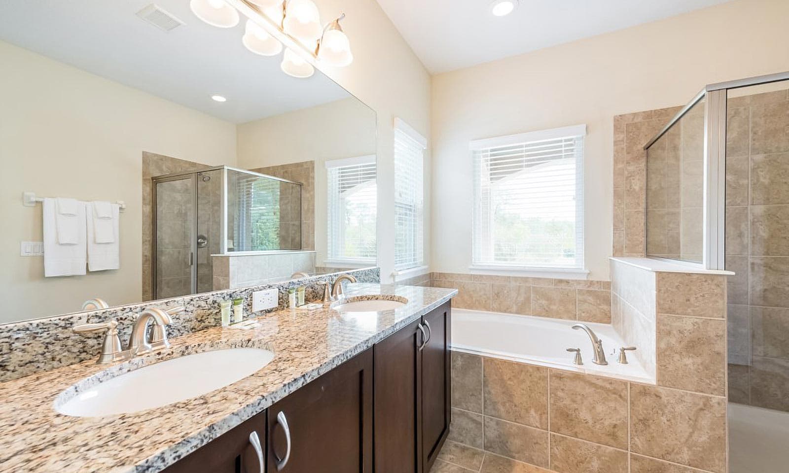 Enchanting Desert Hideaway - Image 10