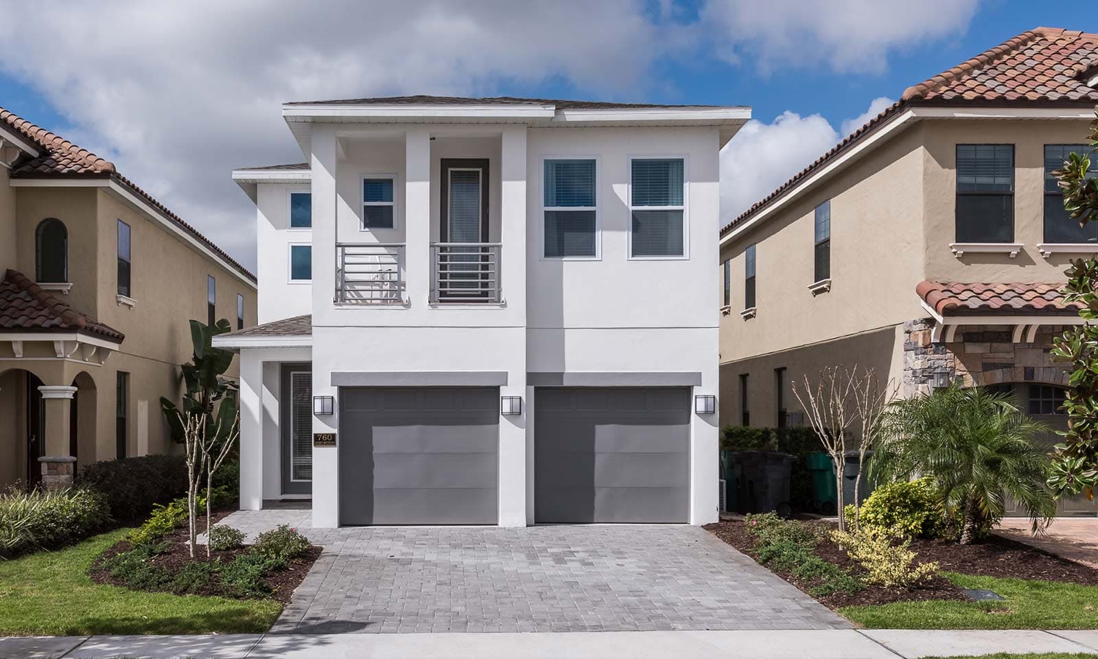 Modern Manse - Image 2