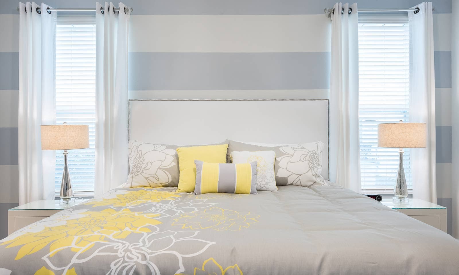 Modern Manse - Image 12