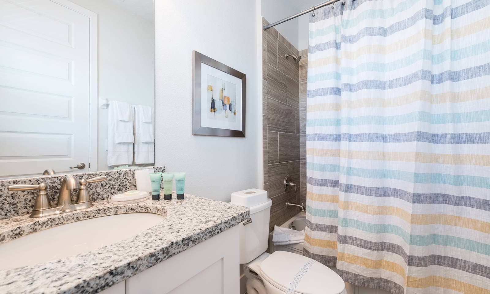 Modern Manse - Image 28