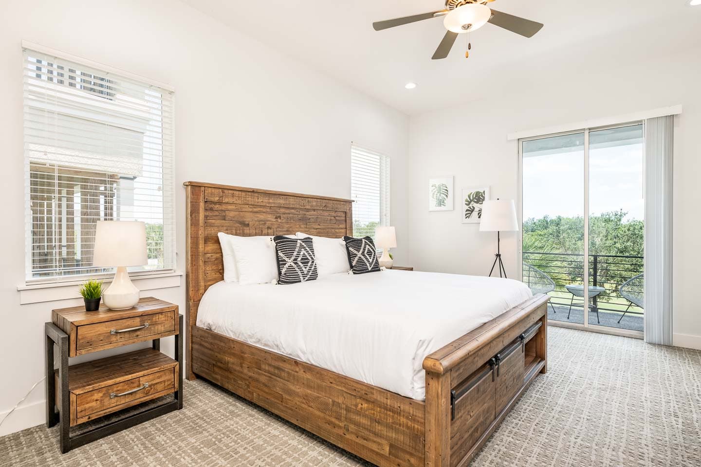 The Marvelously Mod Villa - Image 17